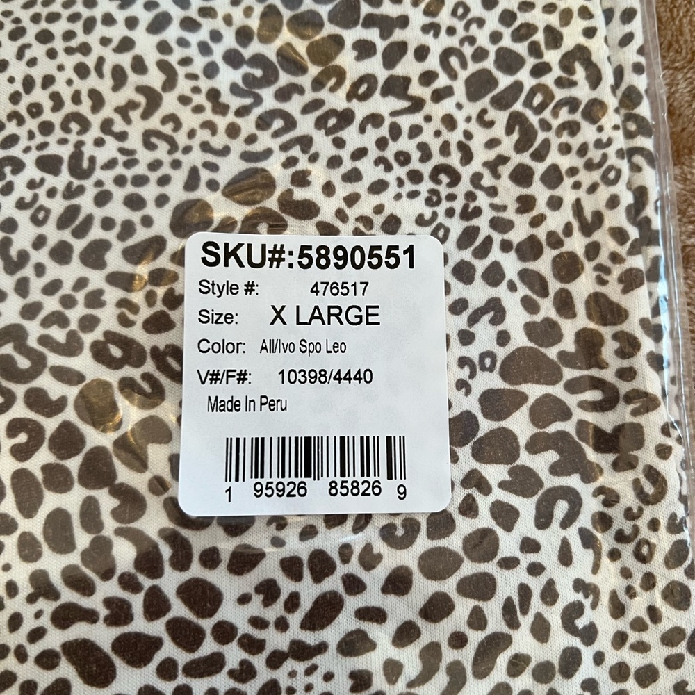 Long sleeve crew neck top